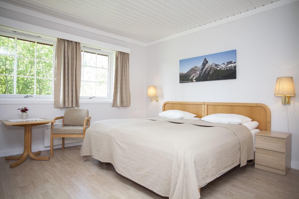 Stetind Hotel Kjopsvik ภายนอก รูปภาพ